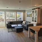 Lovely With Stunning Views Appartement