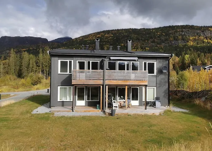 Lovely With Stunning Views *